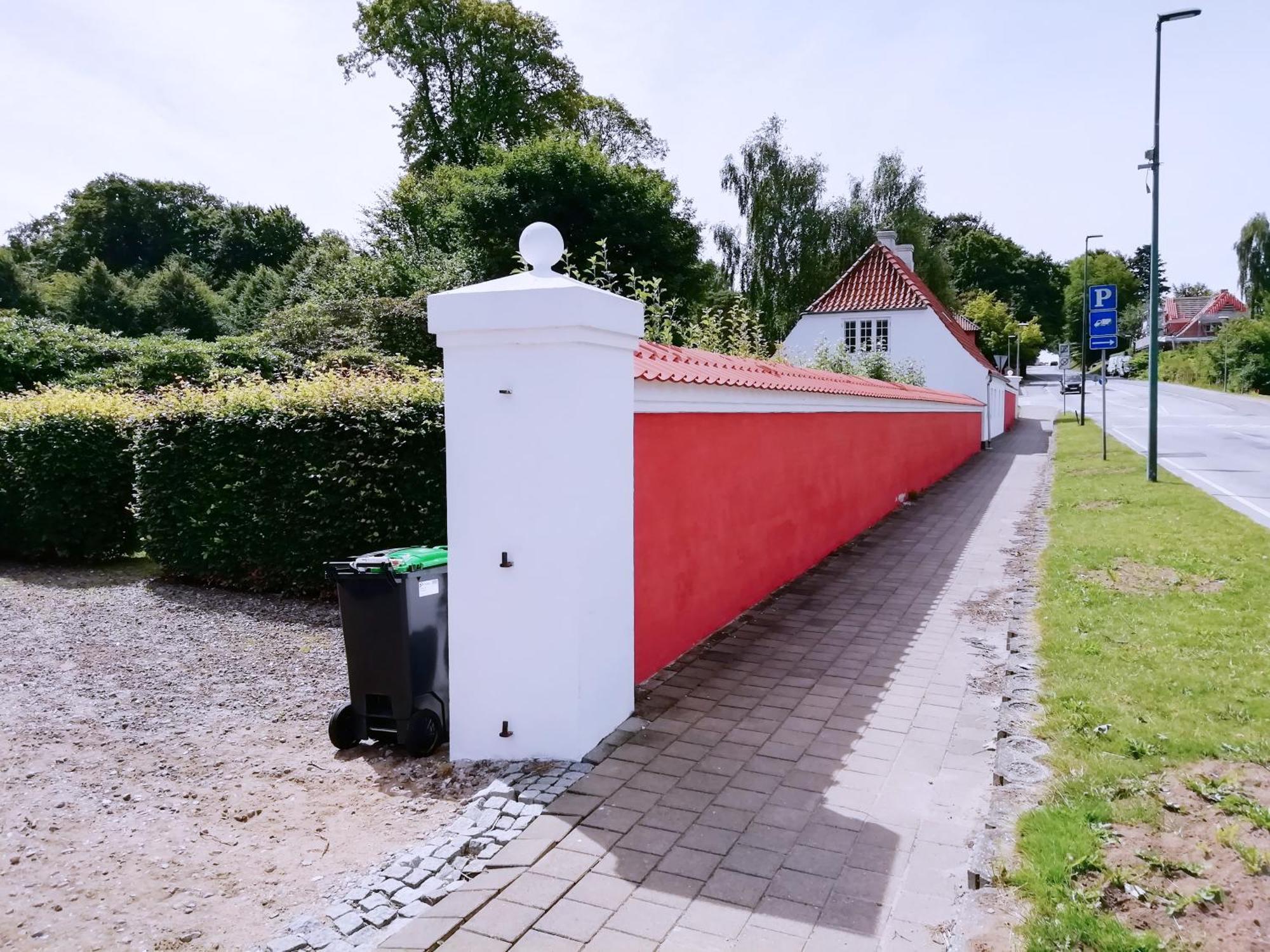 Den Gamle Kro Ved Gram Slot Kültér fotó